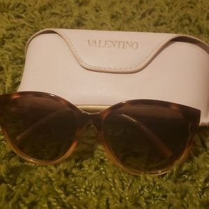 Valentino Sunnies
